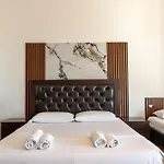Hotel Di Monte Cristo - Roof Pool