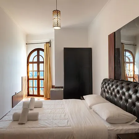 Di Monte Cristo - Roof Pool Hotel 4*