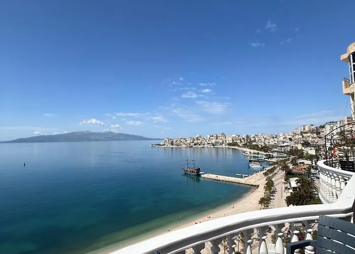 Hotel Di Monte Cristo - Roof Pool