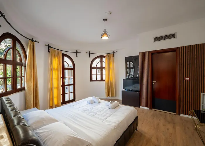 Di Monte Cristo - Roof Pool Sarandë