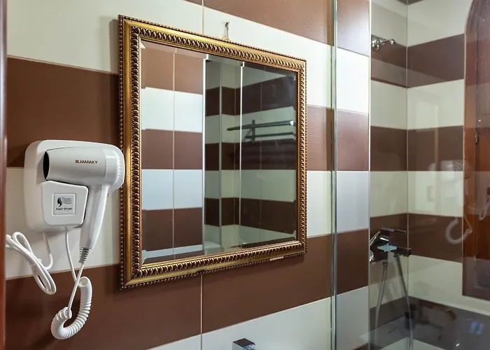 Di Monte Cristo - Roof Pool 酒店