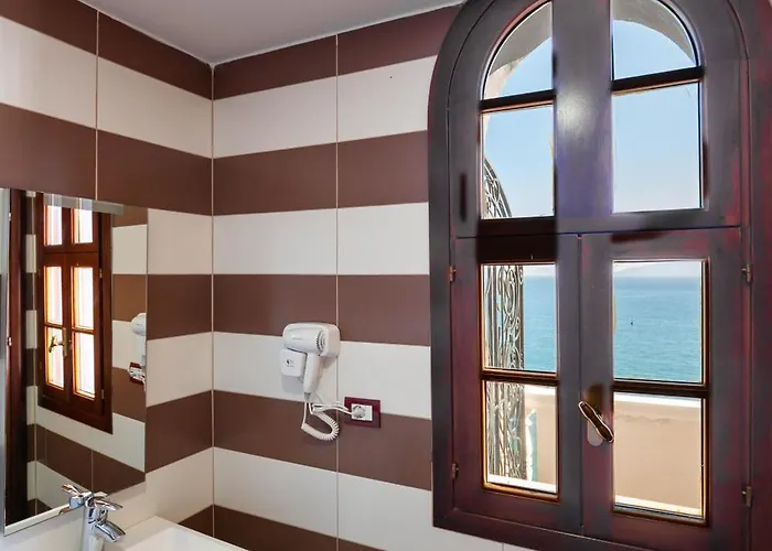 Di Monte Cristo - Roof Pool 酒店 4*