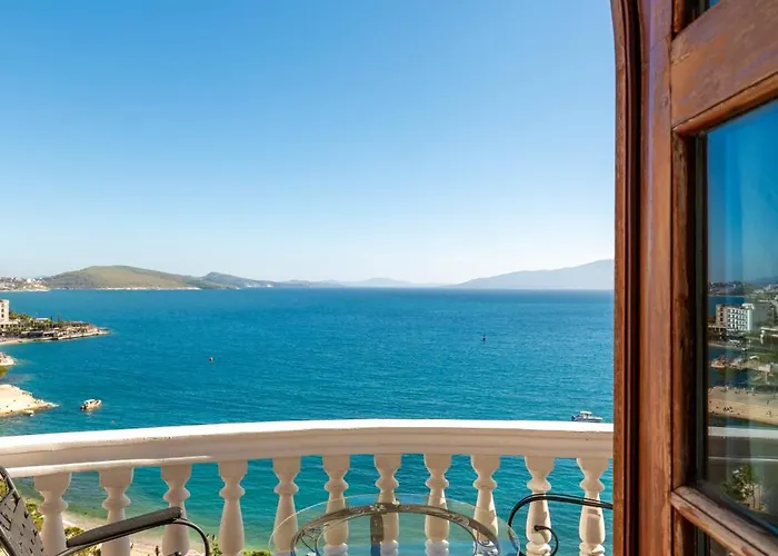 Di Monte Cristo - Roof Pool 酒店 4*