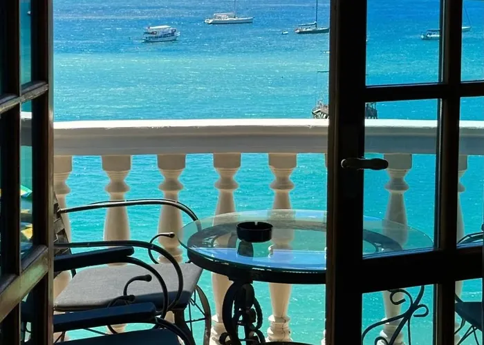 Di Monte Cristo - Roof Pool 4* Sarandë