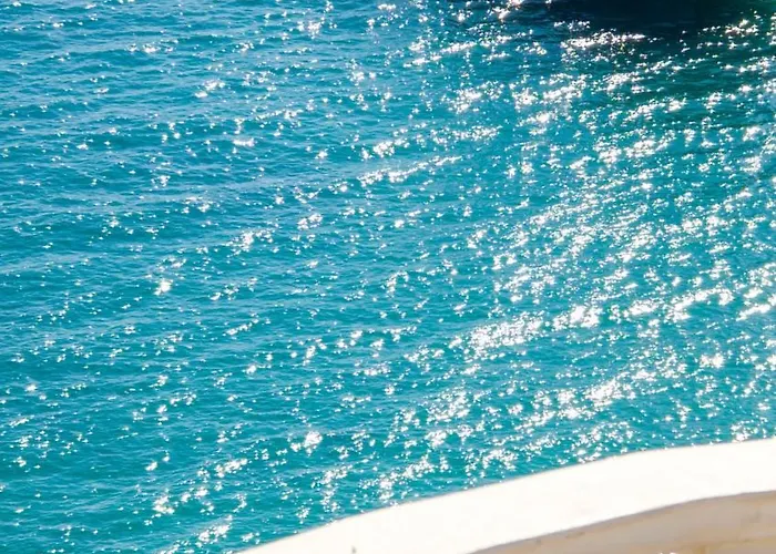 Hotel Di Monte Cristo - Roof Pool