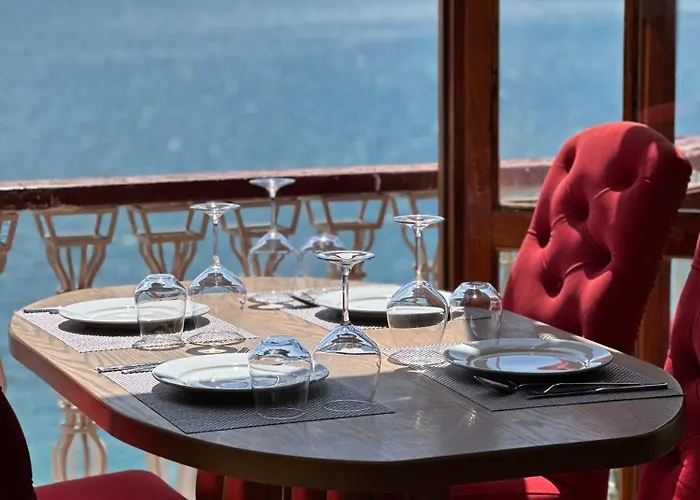 Di Monte Cristo - Roof Pool Hotel